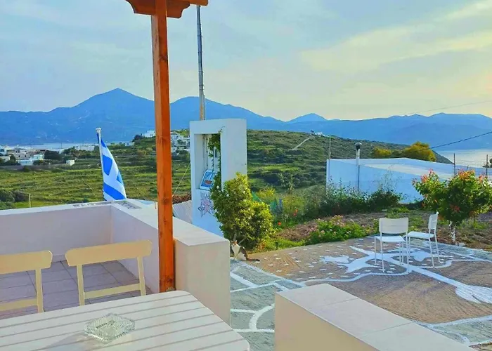 Georgia Rooms Milos