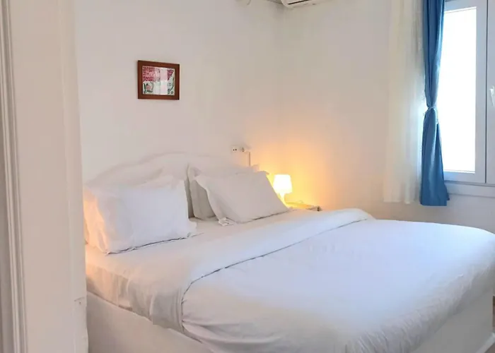 Georgia Rooms Milos