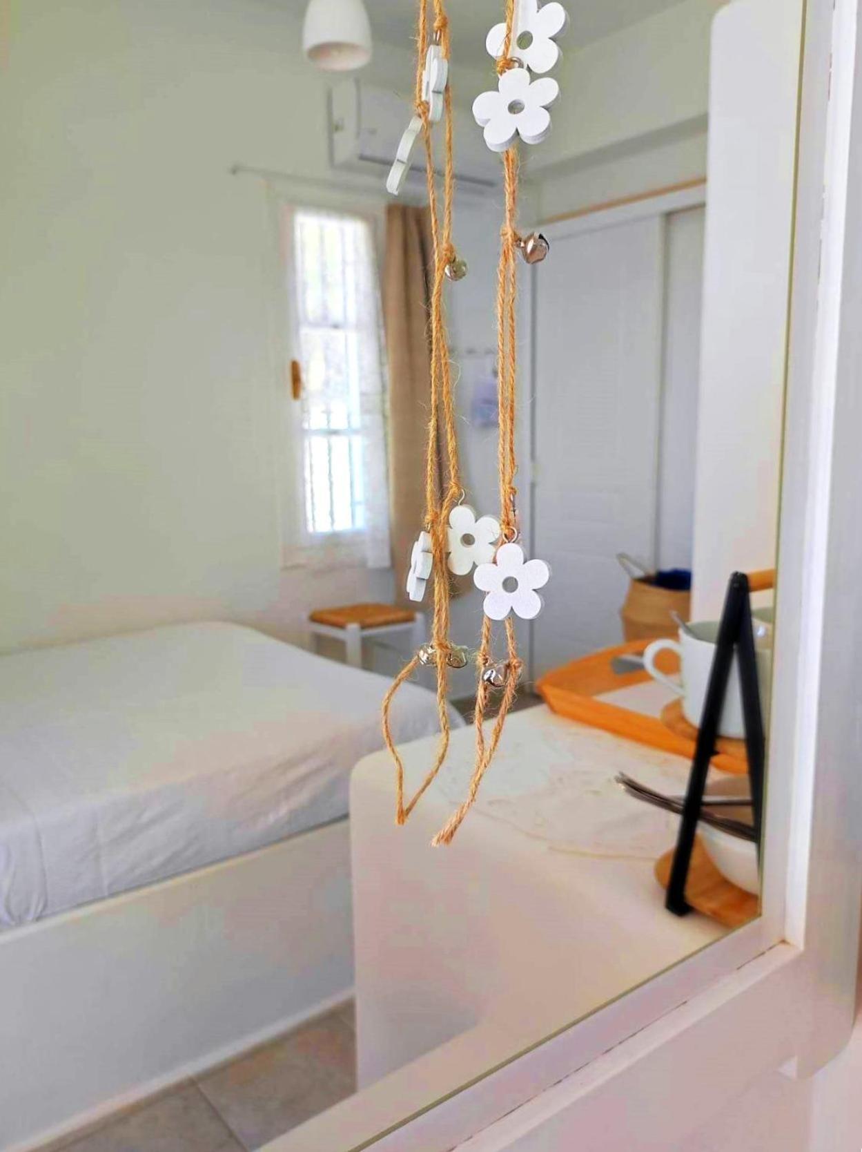 Georgia Milos Guest house Plaka (Milos)